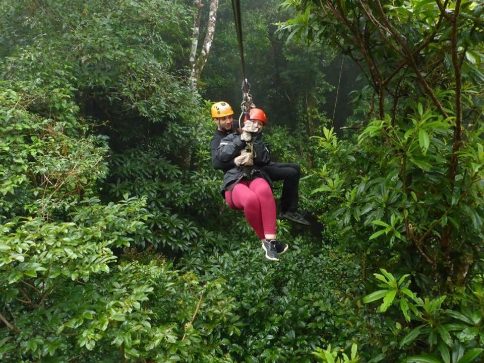 Hostel California Monteverde Exteriör bild