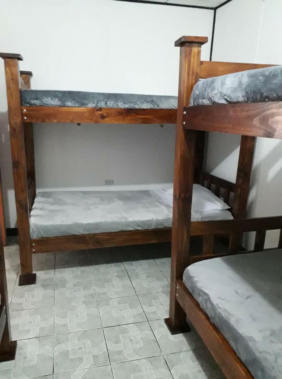 Hostel California Monteverde Exteriör bild