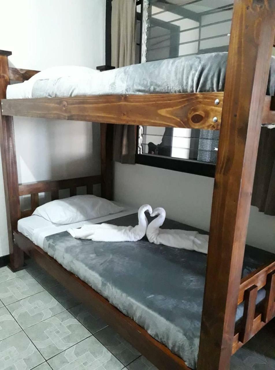 Hostel California Monteverde Exteriör bild
