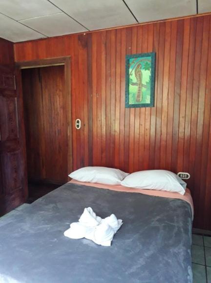 Hostel California Monteverde Exteriör bild